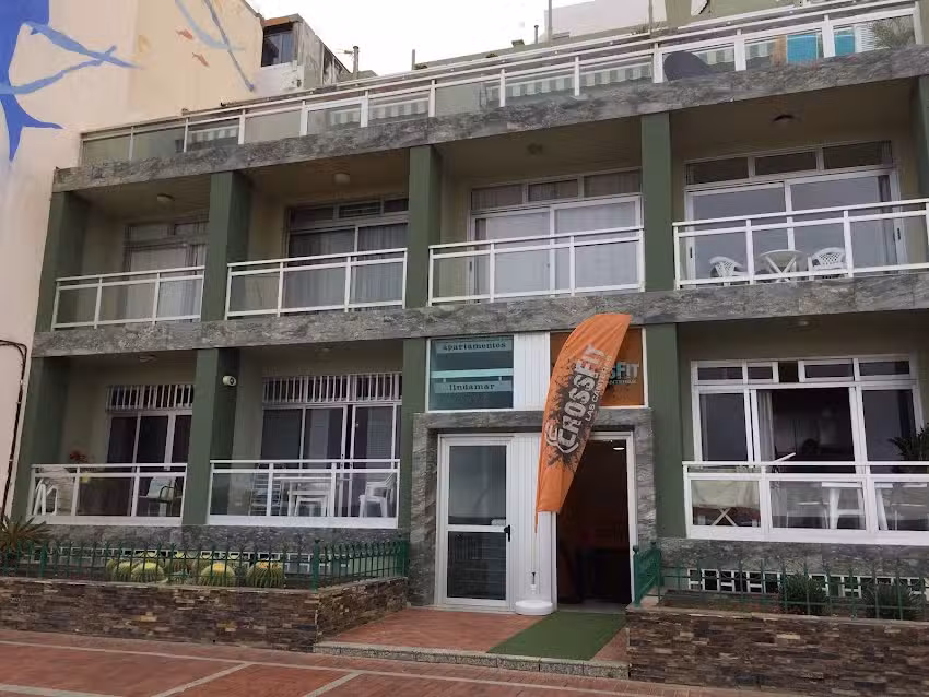 Apartamentos Lindamar