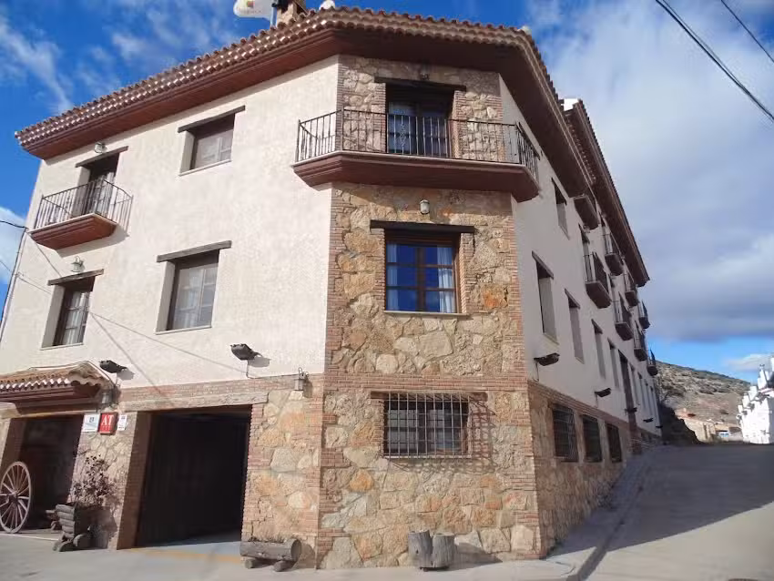 Apartamentos Tur&iacute;sticos La Muralla II