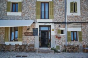 Can Busquets – Hotel d’Interior