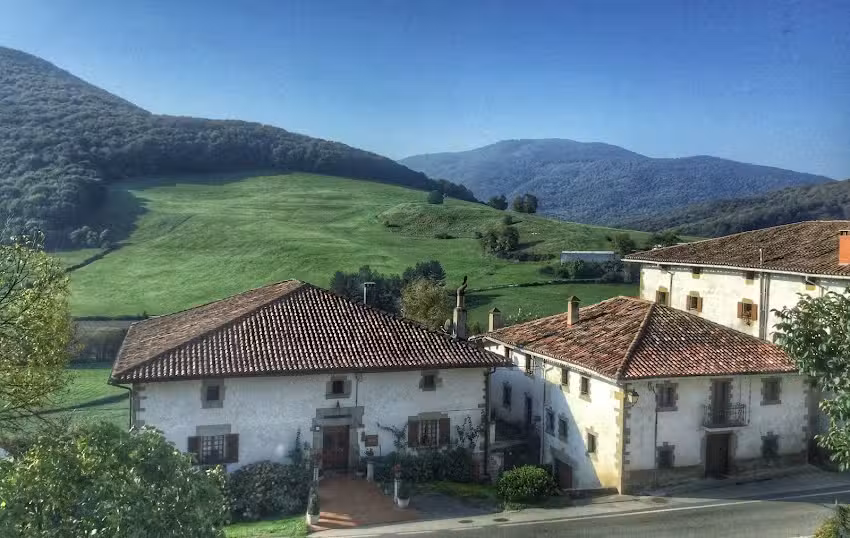 Casa Rural SAGARDIKO ETXEA