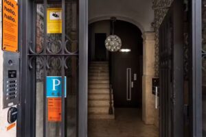 chic&basic Tallers Hostel