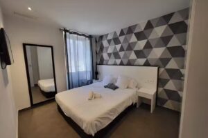 Flats Friends Soho Suites