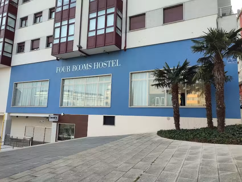 Four Rooms Hostel Lugo