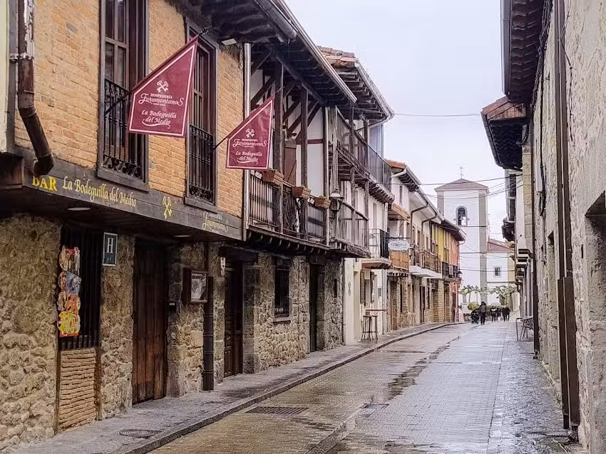 Hospedería Foramontanos