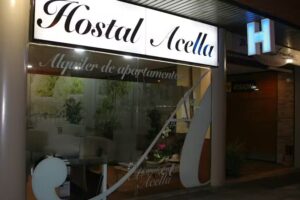 Hostal Acella