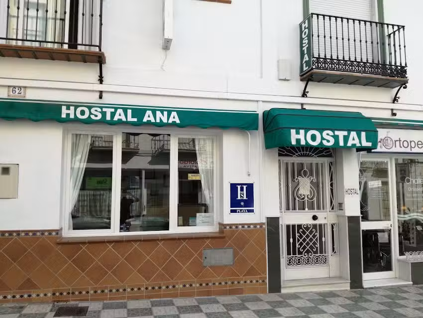 Hostal Ana