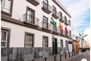 Hostal & Apartamentos Plaza de la Luz