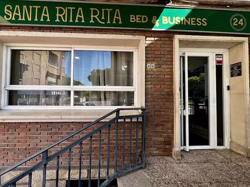 HOSTAL Basic&Business Alojamientos SRR