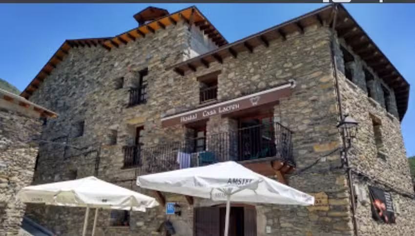 Hostal Casa Lacreu