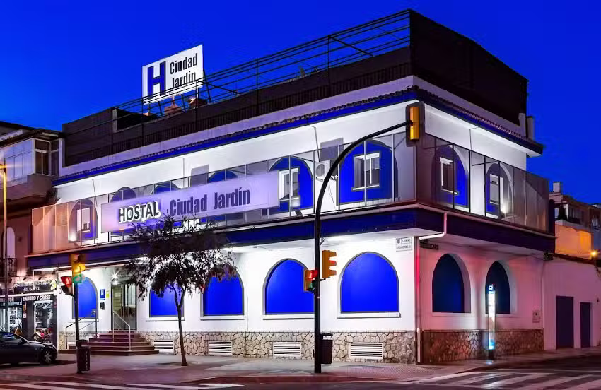 HOSTAL Ciudad Jardín Malaga