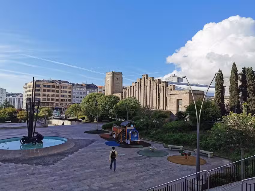 Hostal Crisol X Liste Station