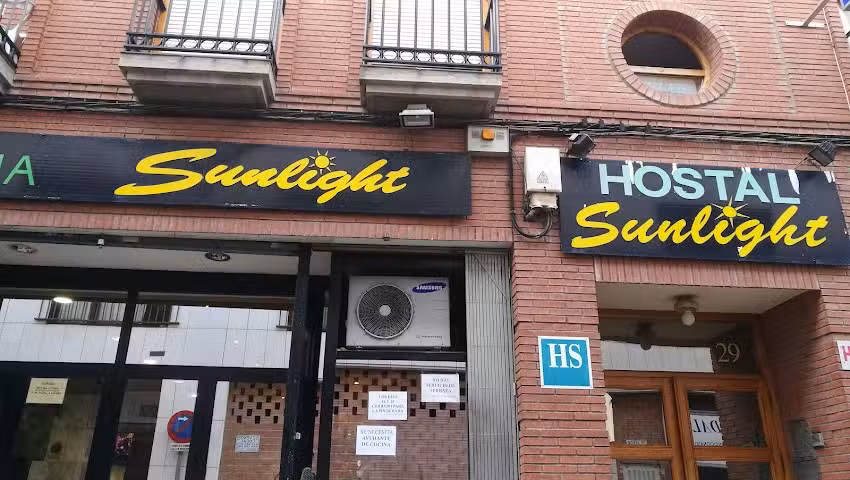 Hostal Del Sol-sunlight