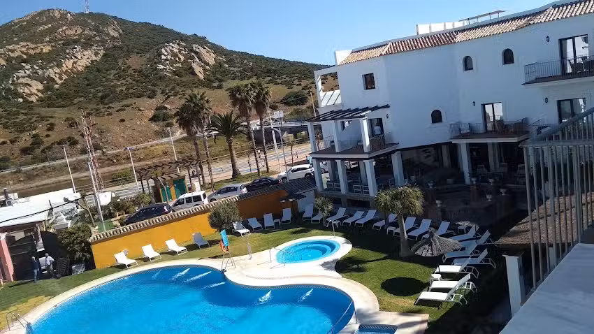 Hostal Doña Lola Marina