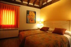 Hostal Douris Temple