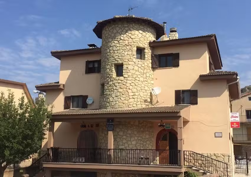 Hostal Fr&iacute;as de Albarrac&iacute;n.