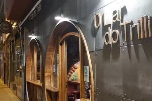 Hostal Os Triĺlizos-O Lar De Trilli /Boiro