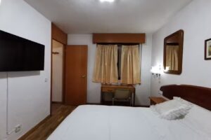 Hostal Padre Isla II