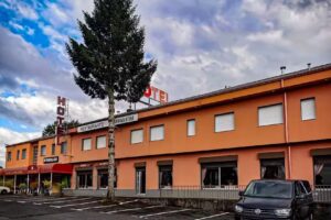 Hostal Restaurante Carballeira