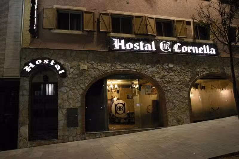 Hostal Restaurante Cornella