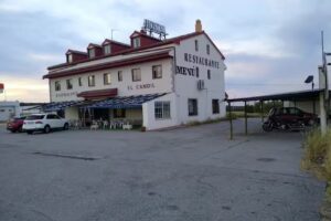 Hostal Restaurante El Candil (Villacastin)