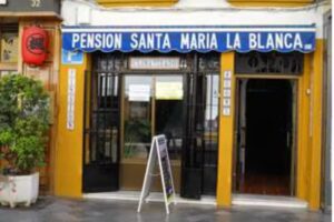 Hostal Santa María la Blanca