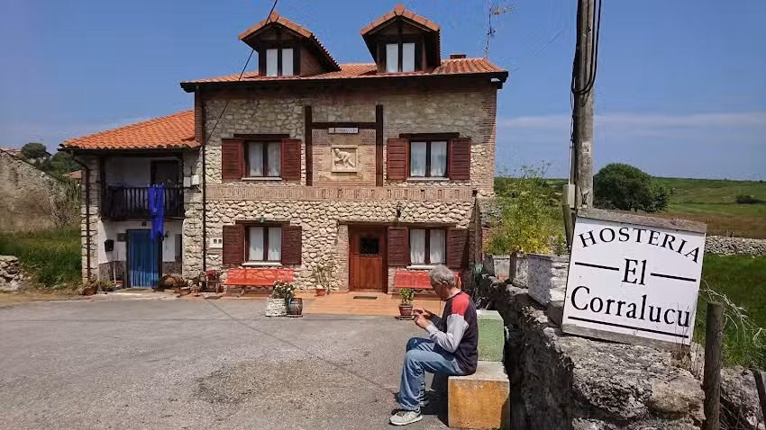 Hoster&iacute;a El Corralucu