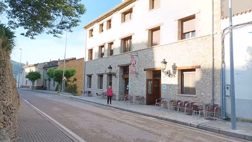 Hotel el Guerrer Bar Restaurante