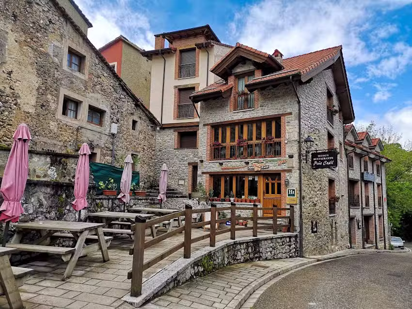 Hotel Pe&ntilde;a Castil