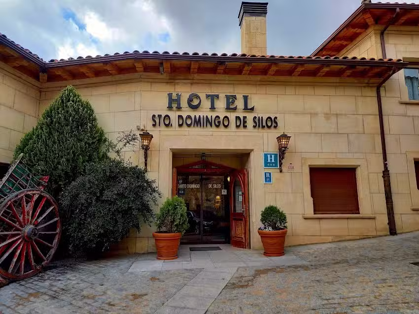 Hotel Santo Domingo De Silos
