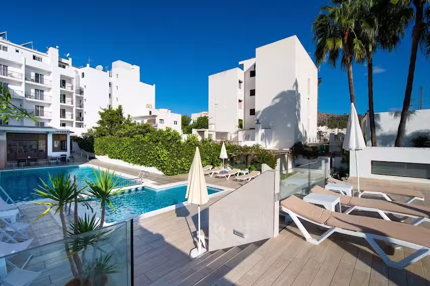 Hotel Tarba & Bloom Restaurant Cocktail Bar