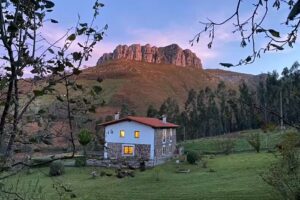 Las Cabañas del Valle. Casa Rural cerca de Cabarceno