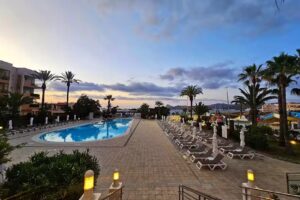 Marvell Club Hotel & Apartments