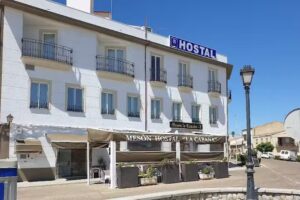 Mesón-Hostal La Cabaña