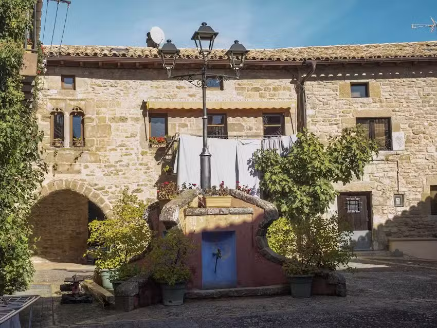 Restaurante-Bar-Hostal «El Balcón D’Onsella»