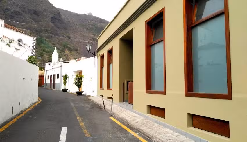 Trevejo Hostel