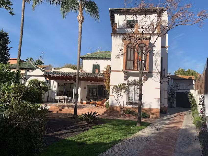 Villa Elisa Malaga B&B